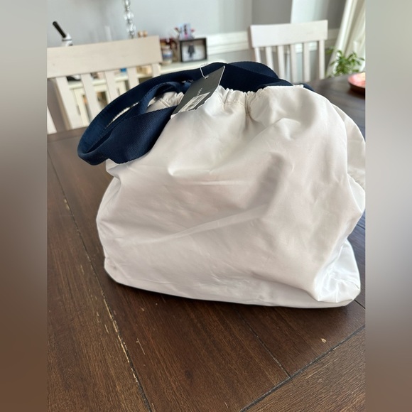 NWT Tommy Hilfiger drawstring tote bag - Picture 7 of 14